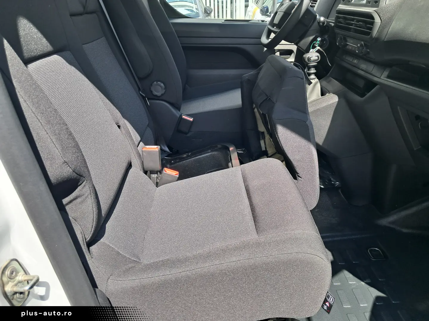 PEUGEOT EXPERT VU L2 1.5 diesel 120 CP