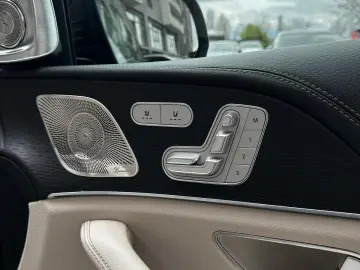 Mercedes Benz GLE 400d_Pano_Burmaister_HUD_Massage