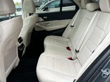 Mercedes Benz GLE 400d_Pano_Burmaister_HUD_Massage