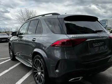 Mercedes Benz GLE 400d_Pano_Burmaister_HUD_Massage