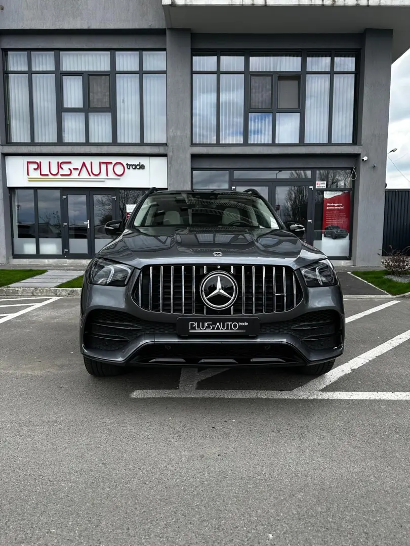 Mercedes Benz GLE 400d_Pano_Burmaister_HUD_Massage