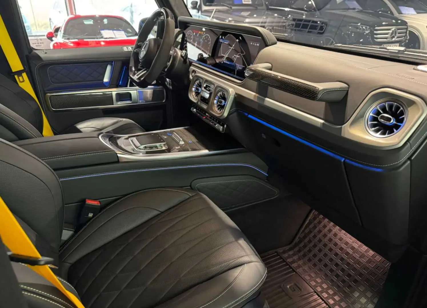 Mercedes-Benz G 63 AMG BRABUS 700 Carbon Manufaktur MY 2025