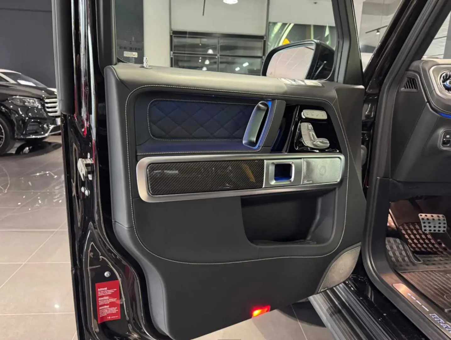 Mercedes-Benz G 63 AMG BRABUS 700 Carbon Manufaktur MY 2025