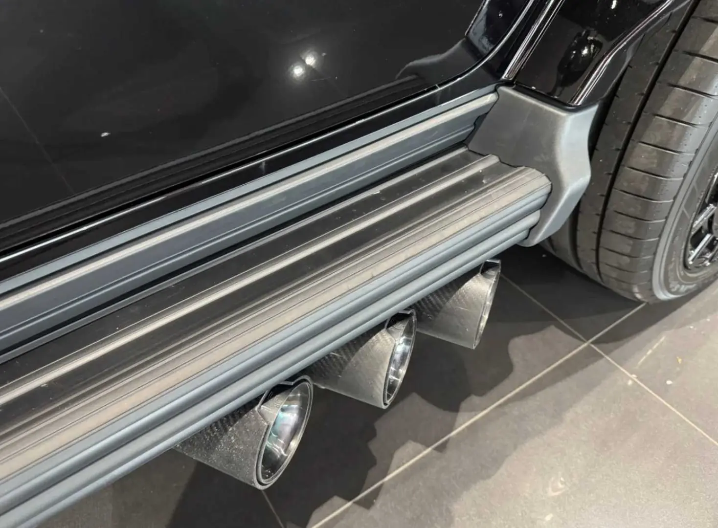Mercedes-Benz G 63 AMG BRABUS 700 Carbon Manufaktur MY 2025
