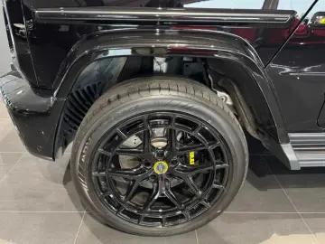 Mercedes-Benz G 63 AMG BRABUS 700 Carbon Manufaktur MY 2025
