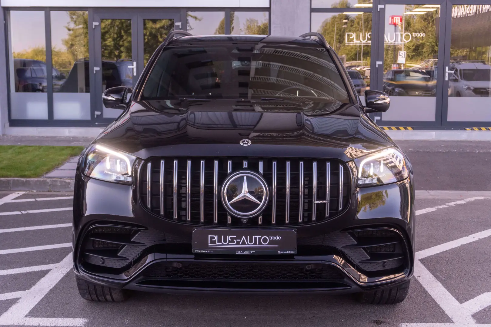 Mercedes Ben GLS 63 AMG 4Matic+_Burmaster_Pano_Warranty