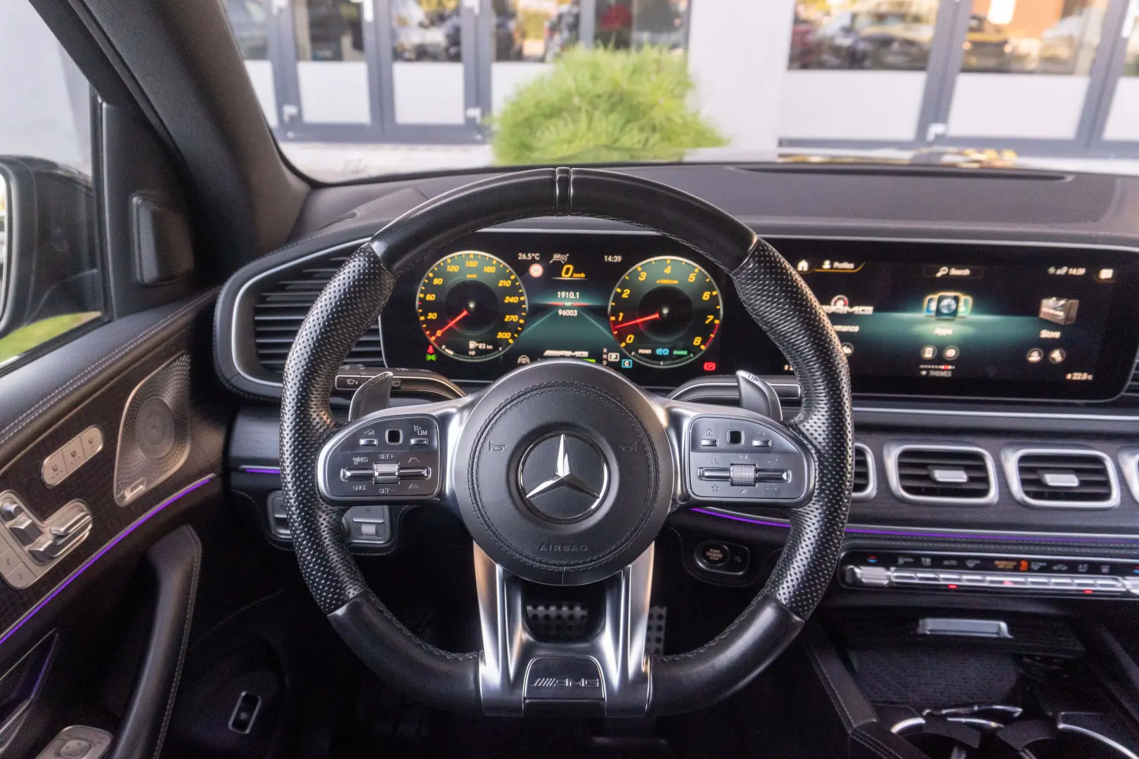 Mercedes Ben GLS 63 AMG 4Matic+_Burmaster_Pano_Warranty