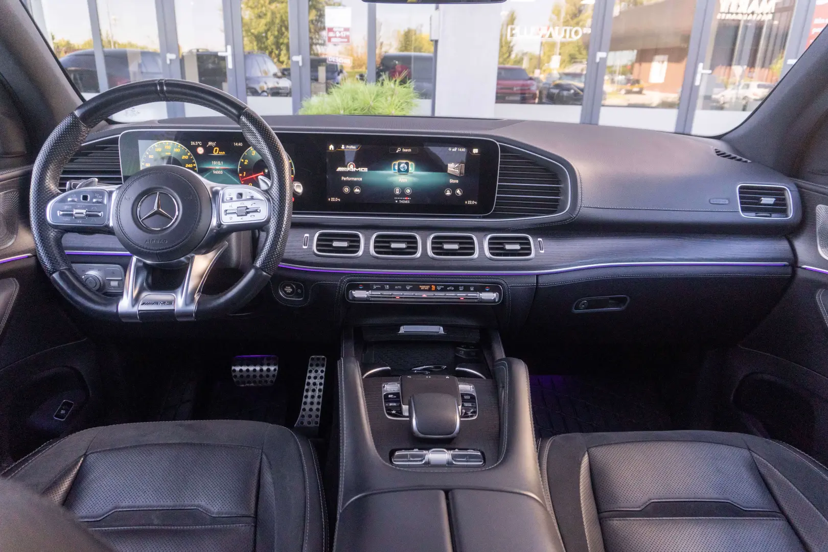 Mercedes Ben GLS 63 AMG 4Matic+_Burmaster_Pano_Warranty