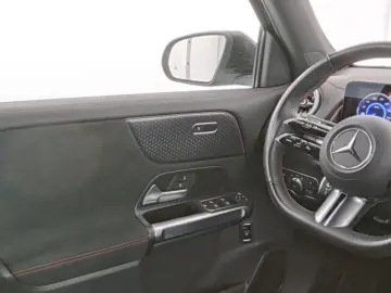 EQB 350 AMG 4M Totwinkel*SHZ*Keyless*360°*20