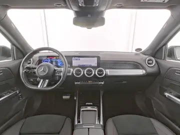 EQB 350 AMG 4M Totwinkel*SHZ*Keyless*360°*20