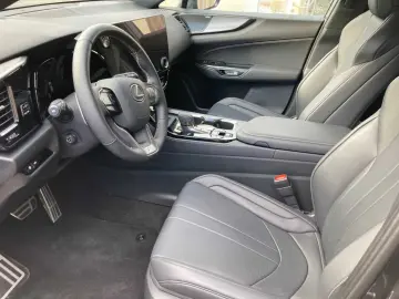NX 350h E-FOUR F SPORT Mark Levinson