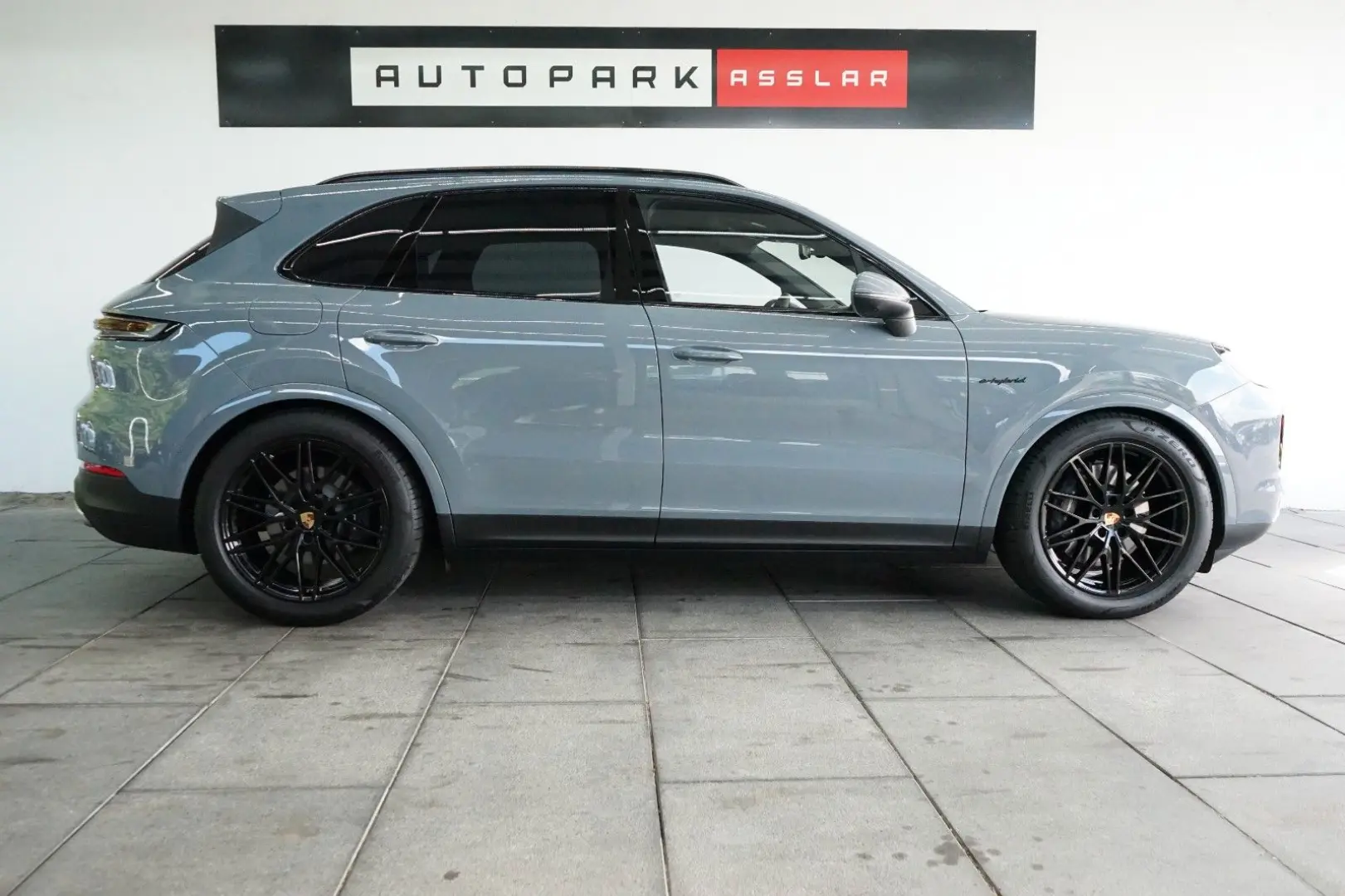 Cayenne E-Hybrid/HeadUp/HD/BOSE/PANO/Mega-Spec!