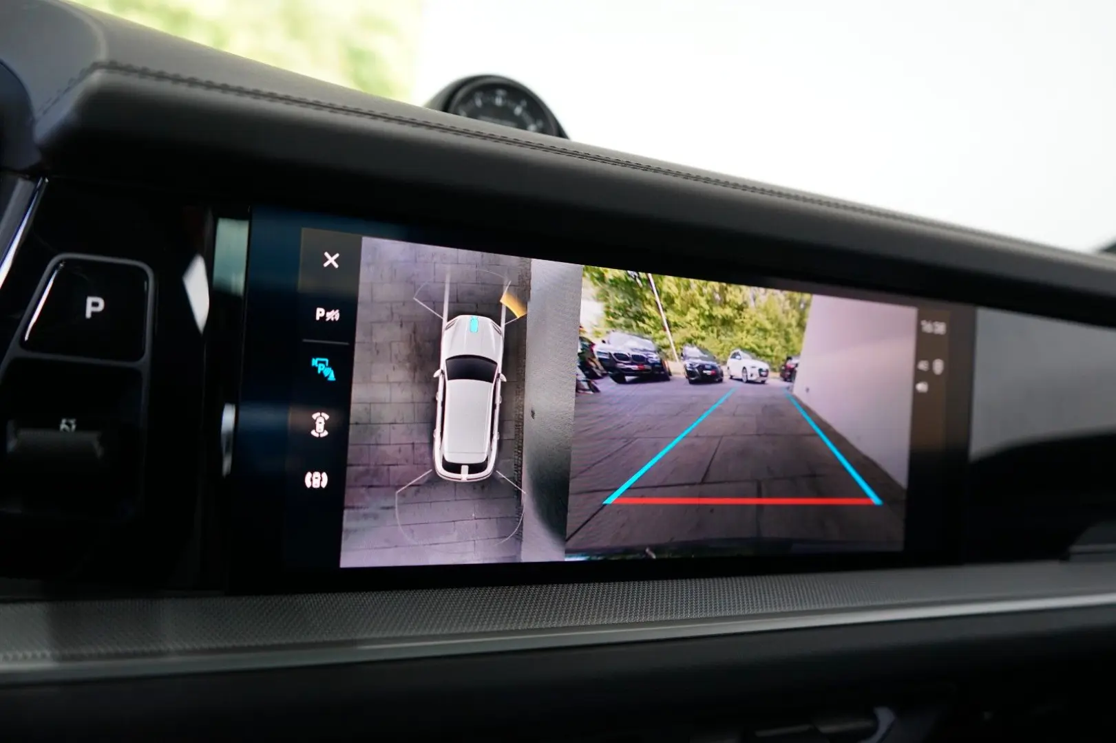 Cayenne E-Hybrid/HeadUp/HD/BOSE/PANO/Mega-Spec!