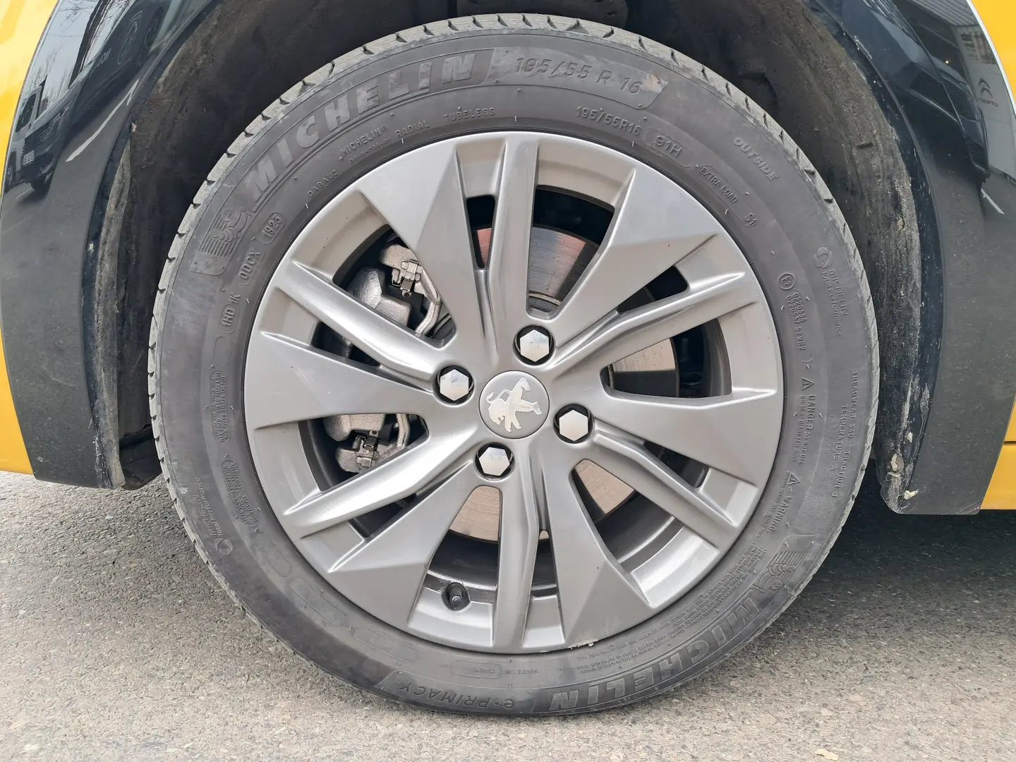 PEUGEOT E-208 Allure Pack Electric 100 KW /136 CP AT6