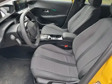 PEUGEOT E-208 Allure Pack Electric 100 KW /136 CP AT6
