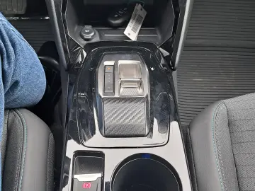 PEUGEOT E-208 Allure Pack Electric 100 KW /136 CP AT6