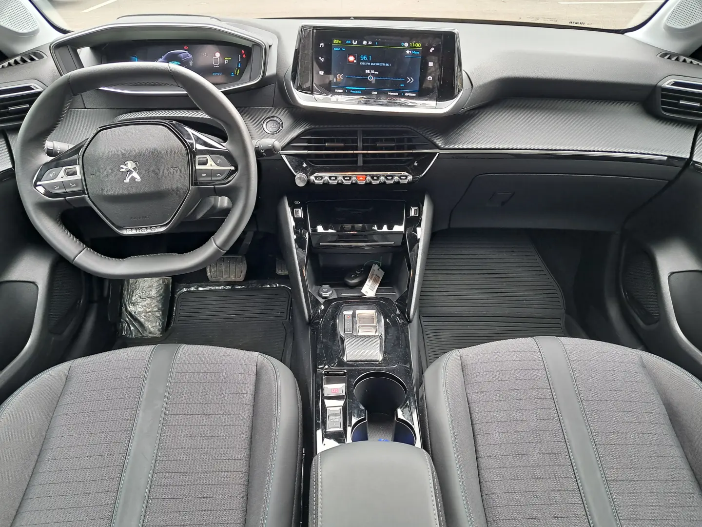 PEUGEOT E-208 Allure Pack Electric 100 KW /136 CP AT6