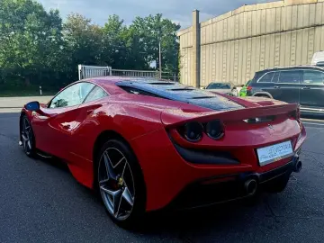 F8 Tributo Coupé DCT