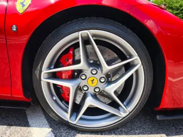F8 Tributo Coupé DCT