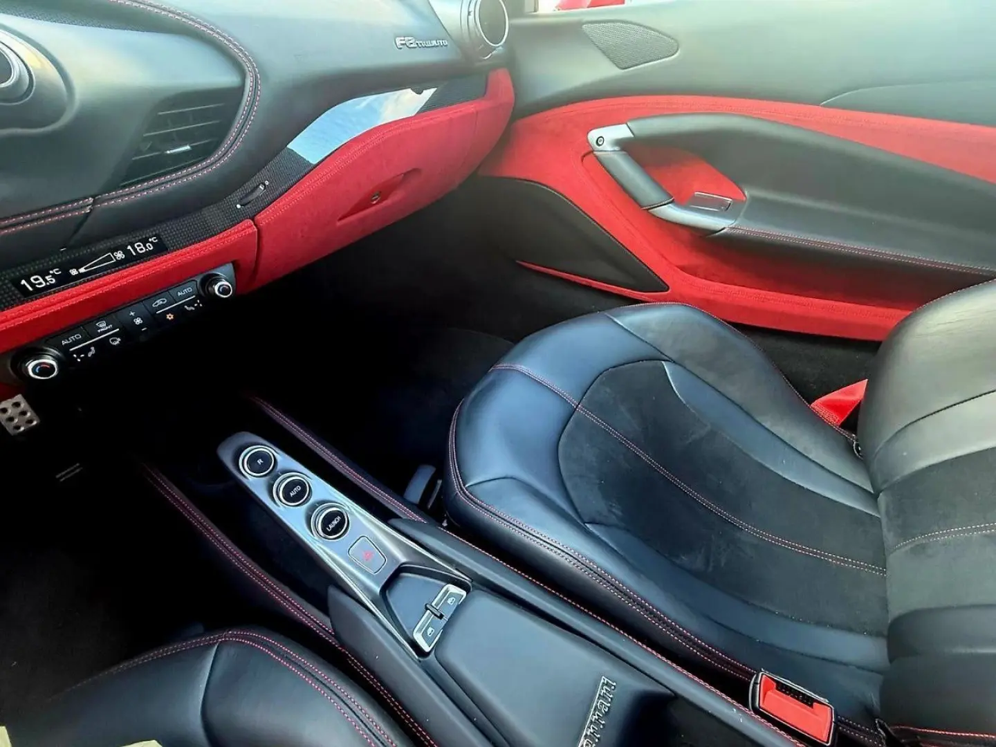 F8 Tributo Coupé DCT