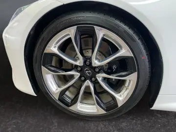 LC 500 Cabriolet Performance Paket *V8**Fuijiwei