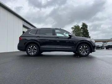 Tiguan Allspace 2.0 TDI DSG 4Motion UNITED 219€ 
