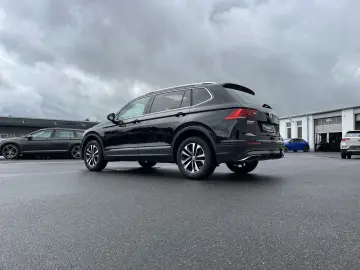 Tiguan Allspace 2.0 TDI DSG 4Motion UNITED 219€ 