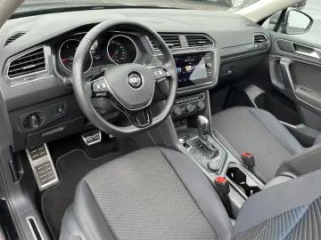 Tiguan Allspace 2.0 TDI DSG 4Motion UNITED 219€ 