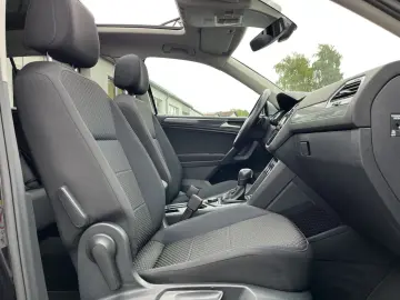 Tiguan Allspace 2.0 TDI DSG 4Motion UNITED 219€ 