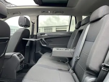 Tiguan Allspace 2.0 TDI DSG 4Motion UNITED 219€ 