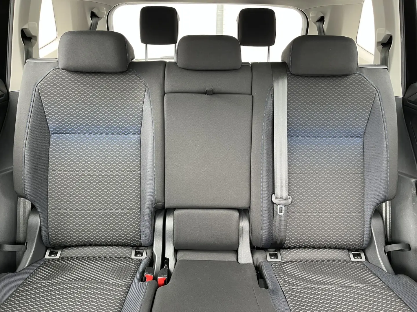 Tiguan Allspace 2.0 TDI DSG 4Motion UNITED 219€ 
