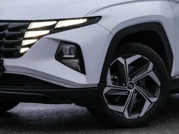 Tucson Basis Plug-In Hybrid 4WD |NAVI|KAM|LED|LM
