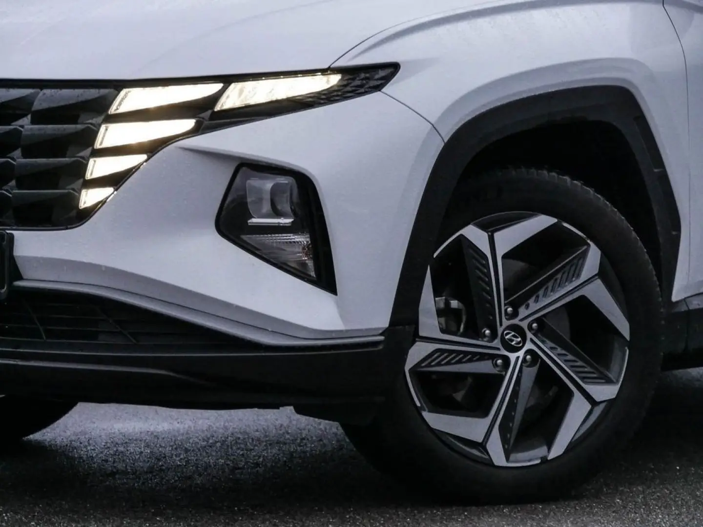 Tucson Basis Plug-In Hybrid 4WD |NAVI|KAM|LED|LM