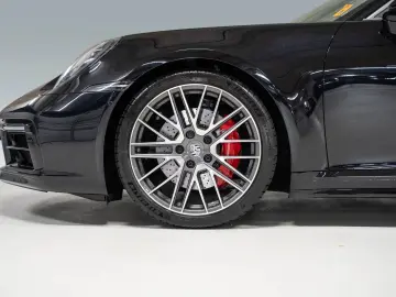 992 911 Carrera 4S SportDesign Paket Burmester