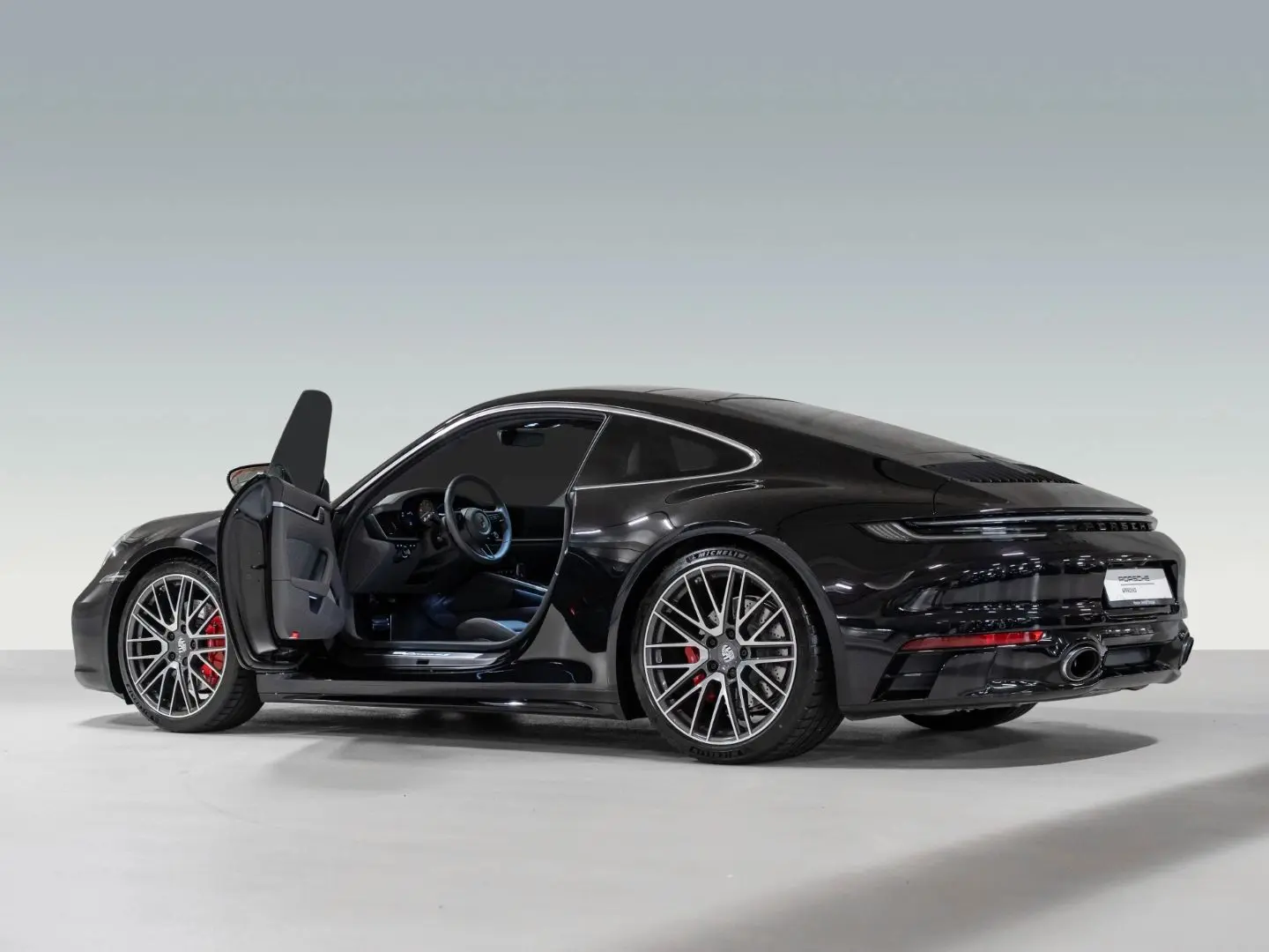 992 911 Carrera 4S SportDesign Paket Burmester