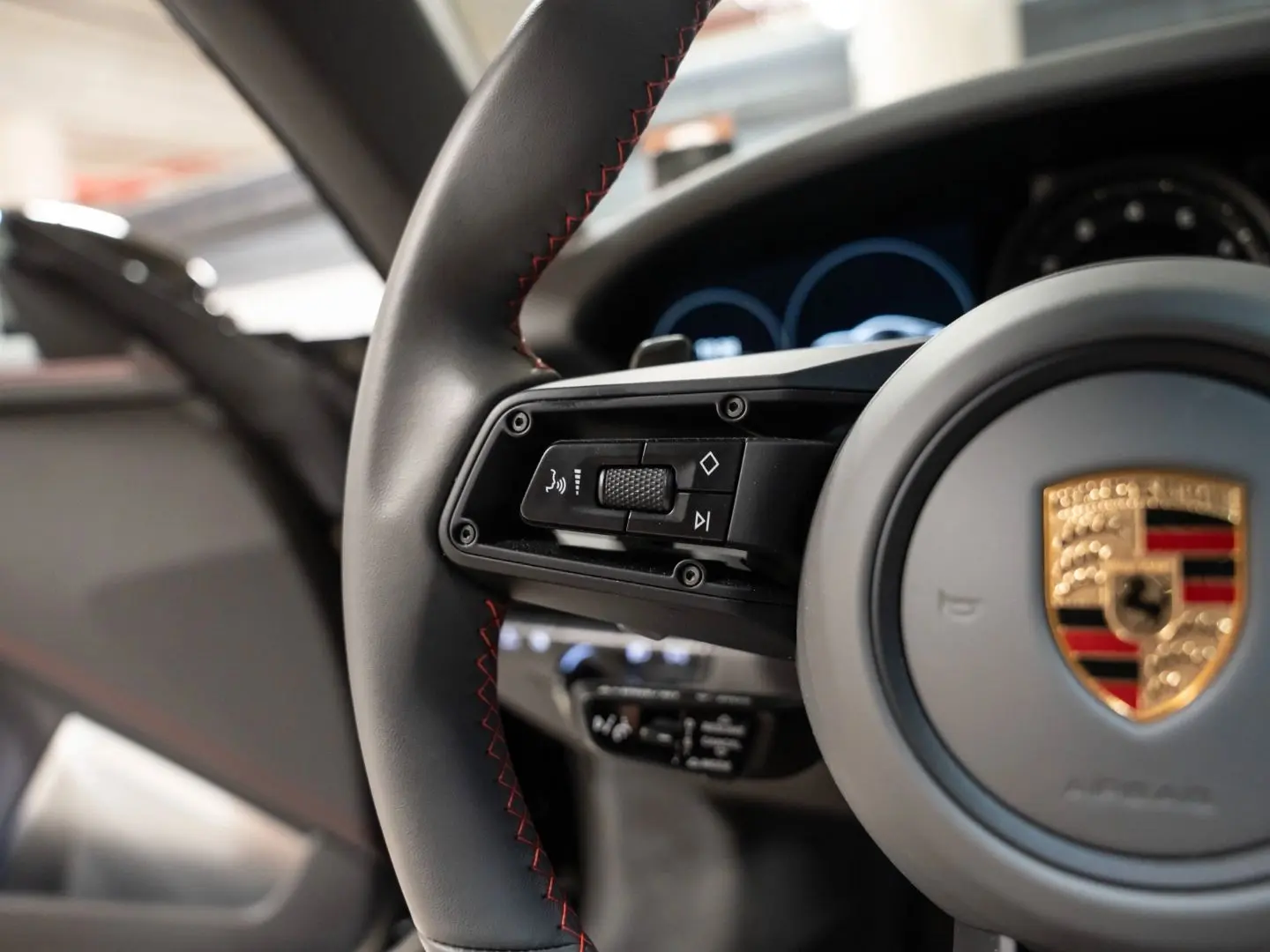 992 911 Carrera 4S SportDesign Paket Burmester