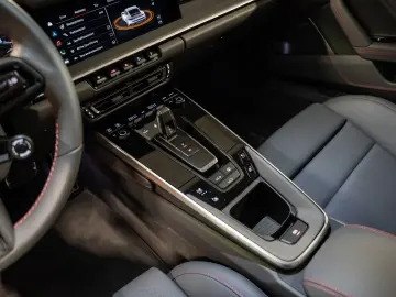 992 911 Carrera 4S SportDesign Paket Burmester