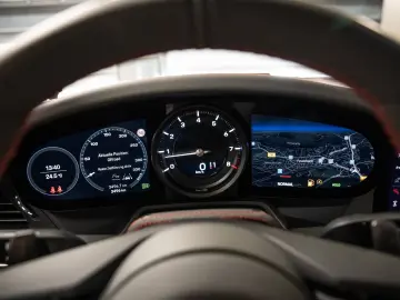 992 911 Carrera 4S SportDesign Paket Burmester