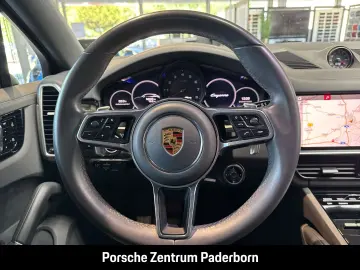 Cayenne Coupe BOSE Luftfederung Surround View