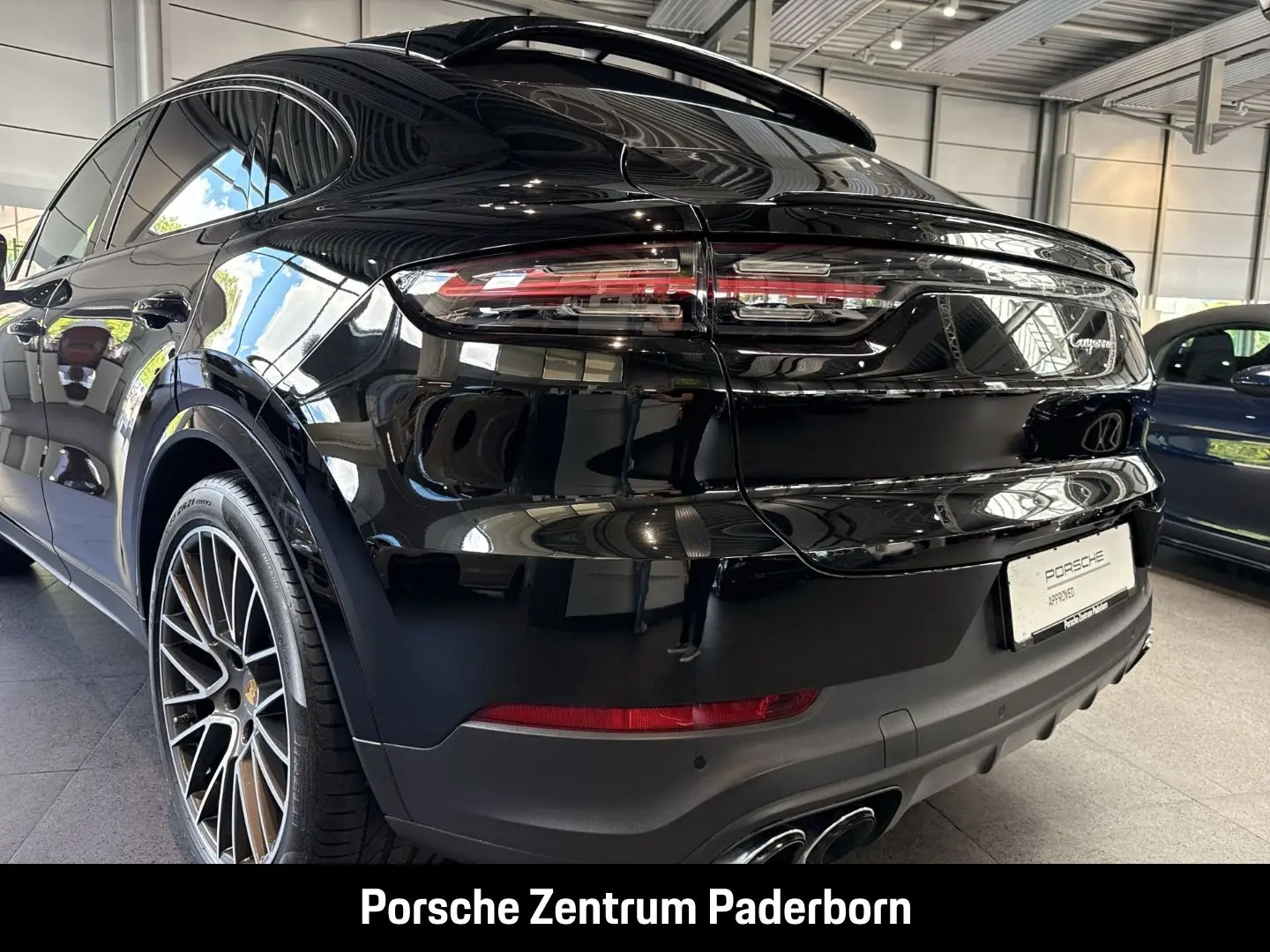 Cayenne Coupe BOSE Luftfederung Surround View