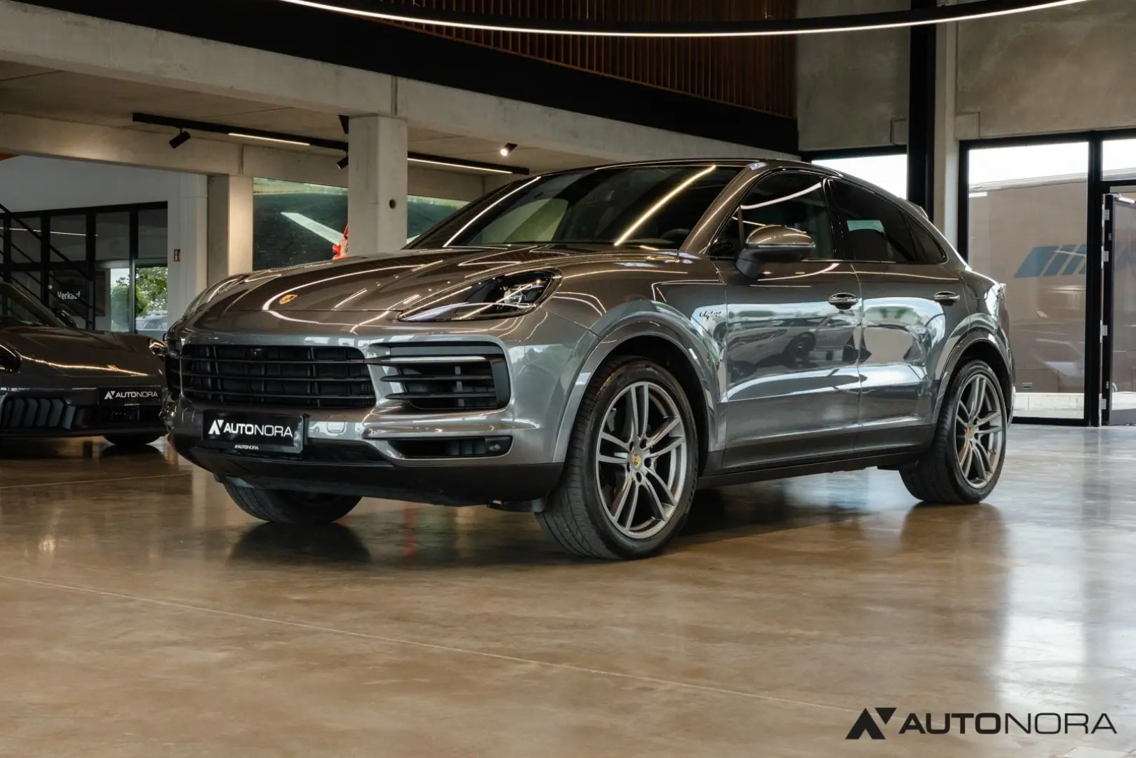Cayenne Coupe E-Hybrid Sportabgas / Luftfederung