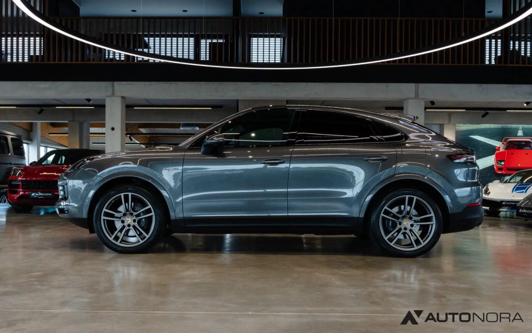 Cayenne Coupe E-Hybrid Sportabgas / Luftfederung