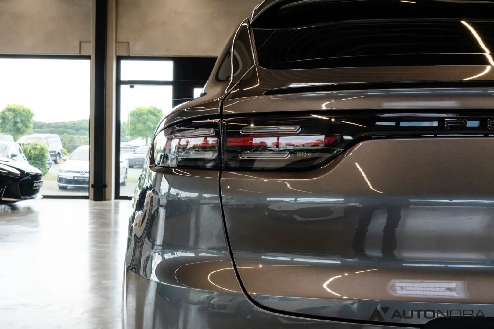Cayenne Coupe E-Hybrid Sportabgas / Luftfederung