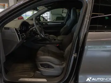 Cayenne Coupe E-Hybrid Sportabgas / Luftfederung