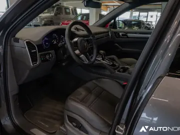 Cayenne Coupe E-Hybrid Sportabgas / Luftfederung