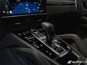 Cayenne Coupe E-Hybrid Sportabgas / Luftfederung
