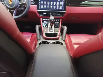 Cayenne Coupe Sport Chrono|Navi|HUD|CAM