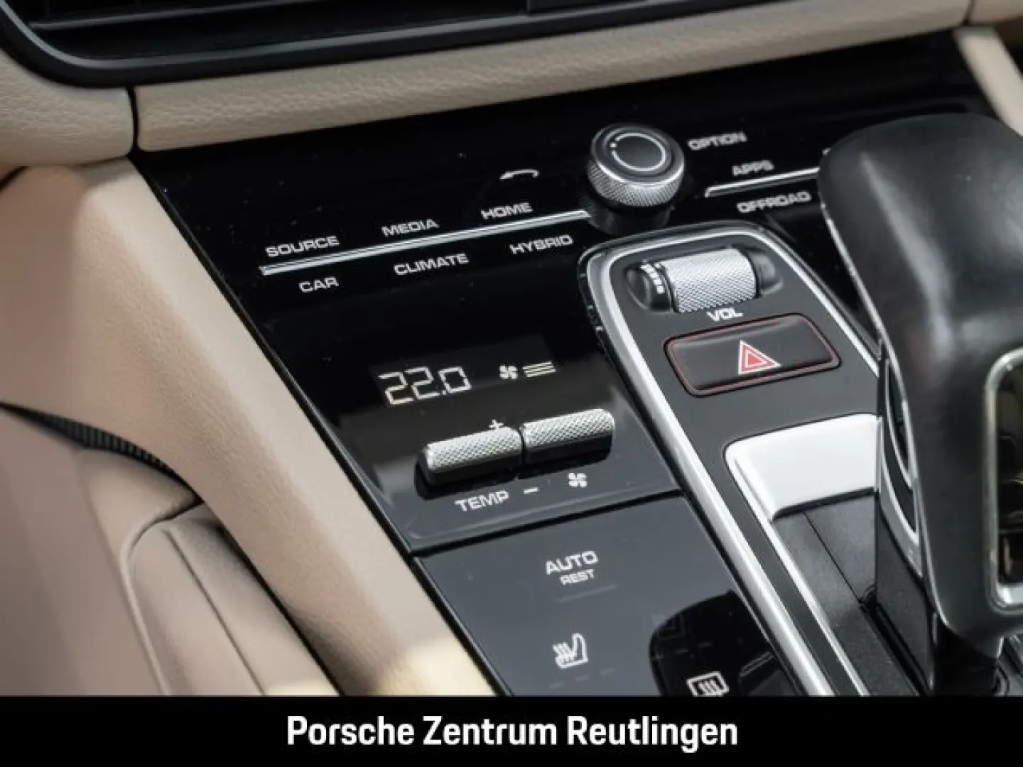 Cayenne E-Hybrid Coupe Sport-Chrono Sportabgas