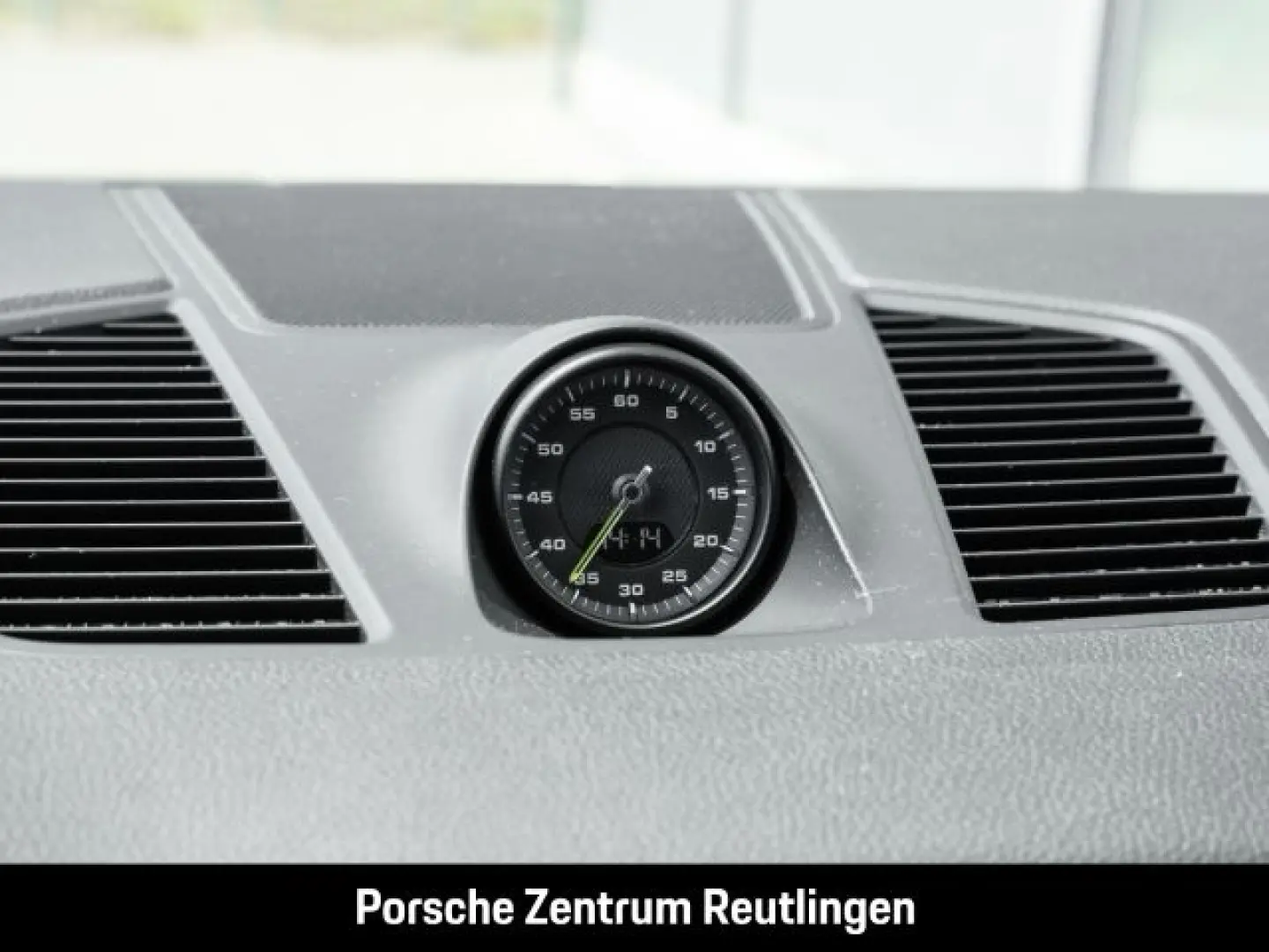 Cayenne E-Hybrid Coupe Sport-Chrono Sportabgas