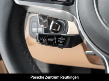 Cayenne E-Hybrid Coupe Sport-Chrono Sportabgas